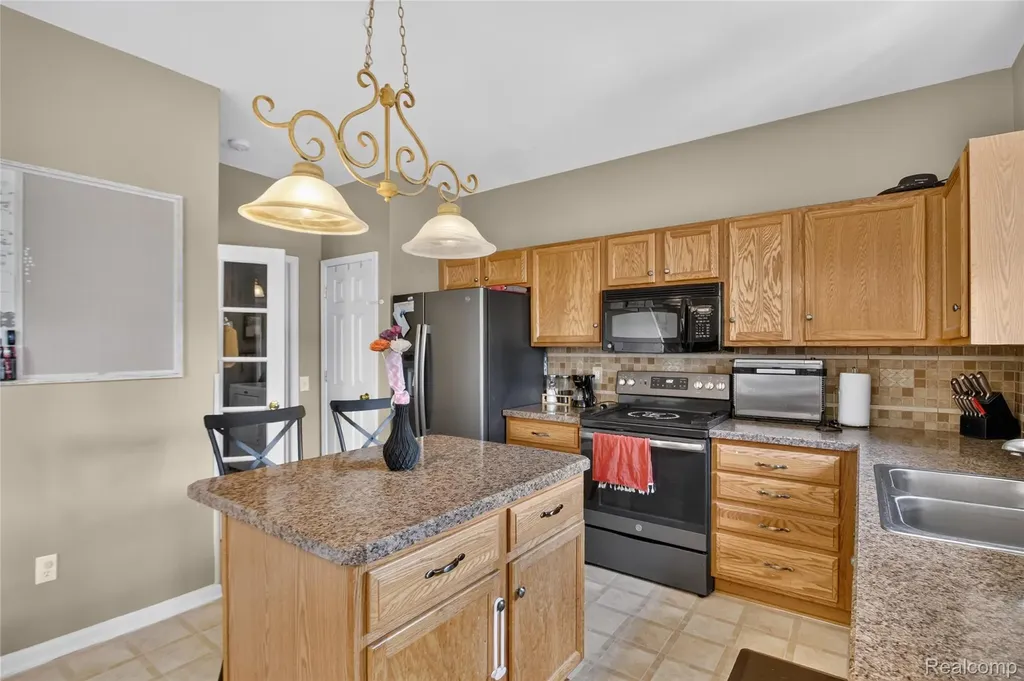 27985 S Mockingbird Drive Huron Charter Township MI 48134