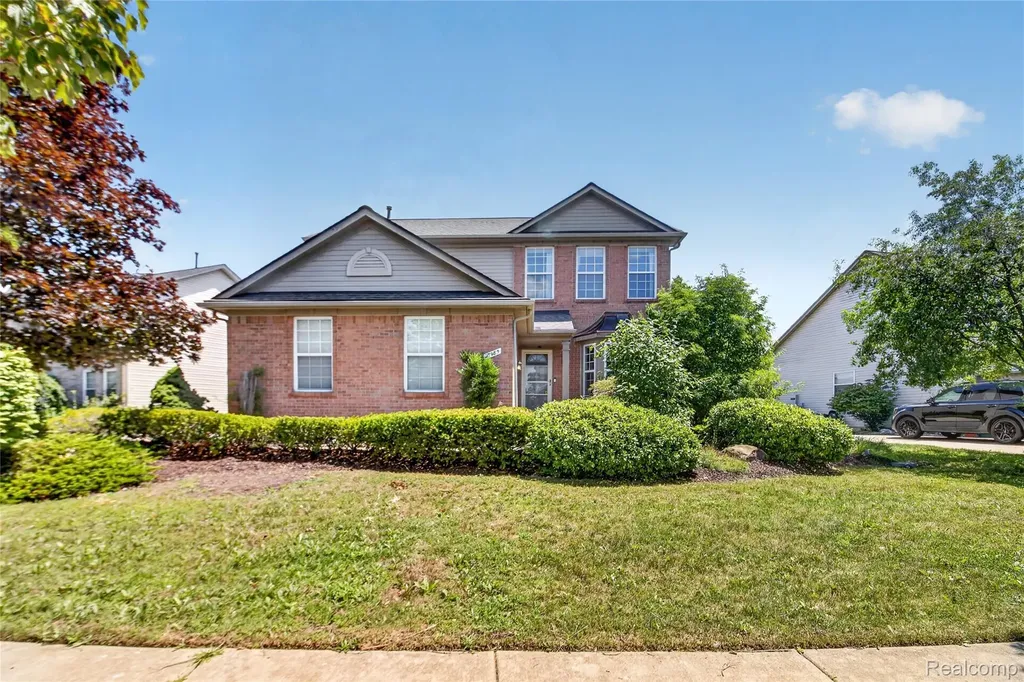27985 S Mockingbird Drive Huron Charter Township MI 48134