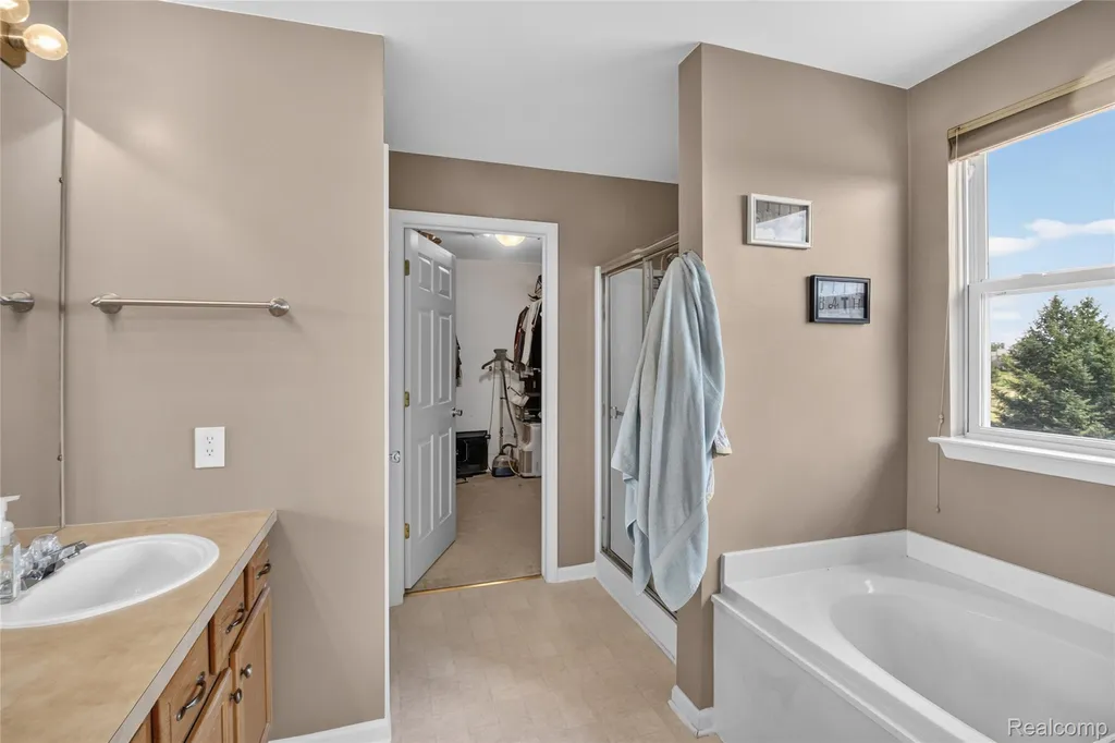 27985 S Mockingbird Drive Huron Charter Township MI 48134