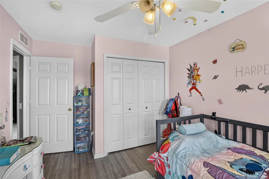 27985 S Mockingbird Drive Huron Charter Township MI 48134