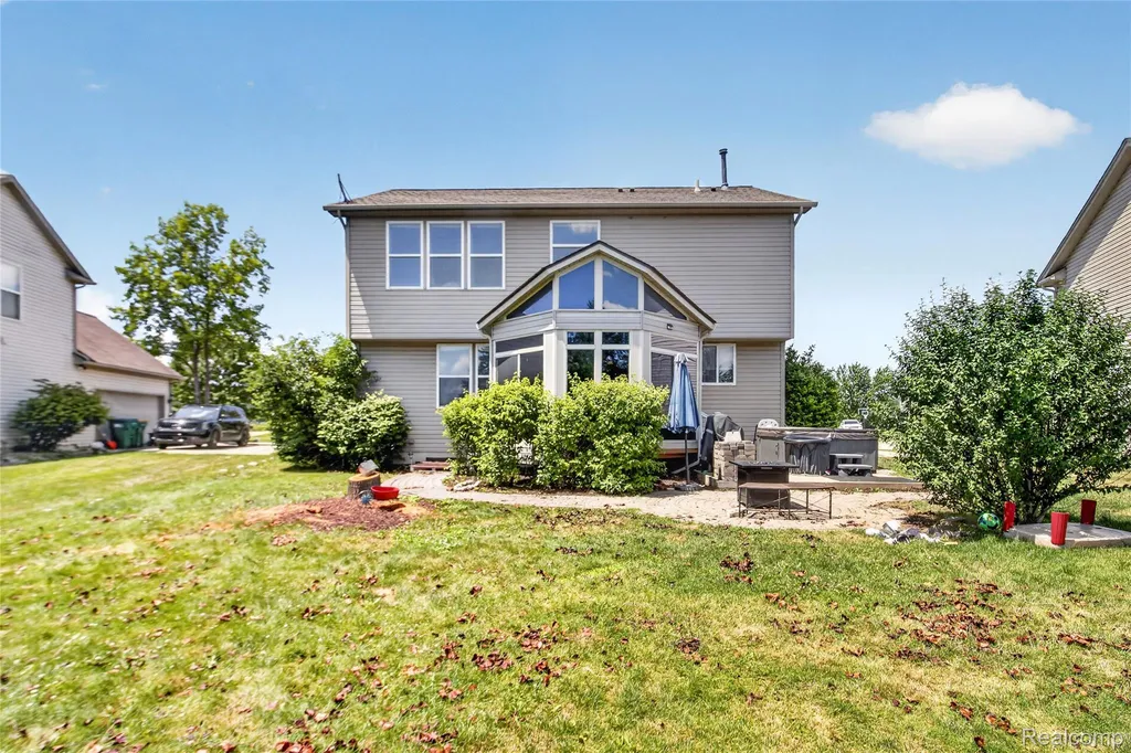 27985 S Mockingbird Drive Huron Charter Township MI 48134