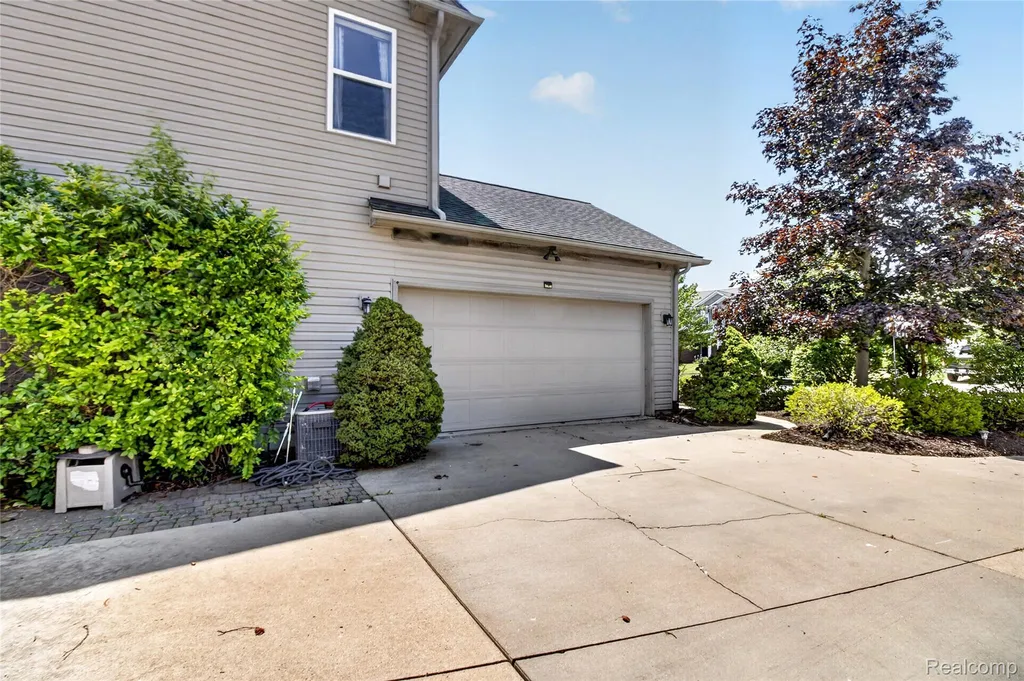 27985 S Mockingbird Drive Huron Charter Township MI 48134