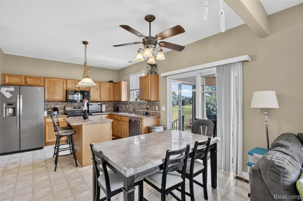 27985 S Mockingbird Drive Huron Charter Township MI 48134