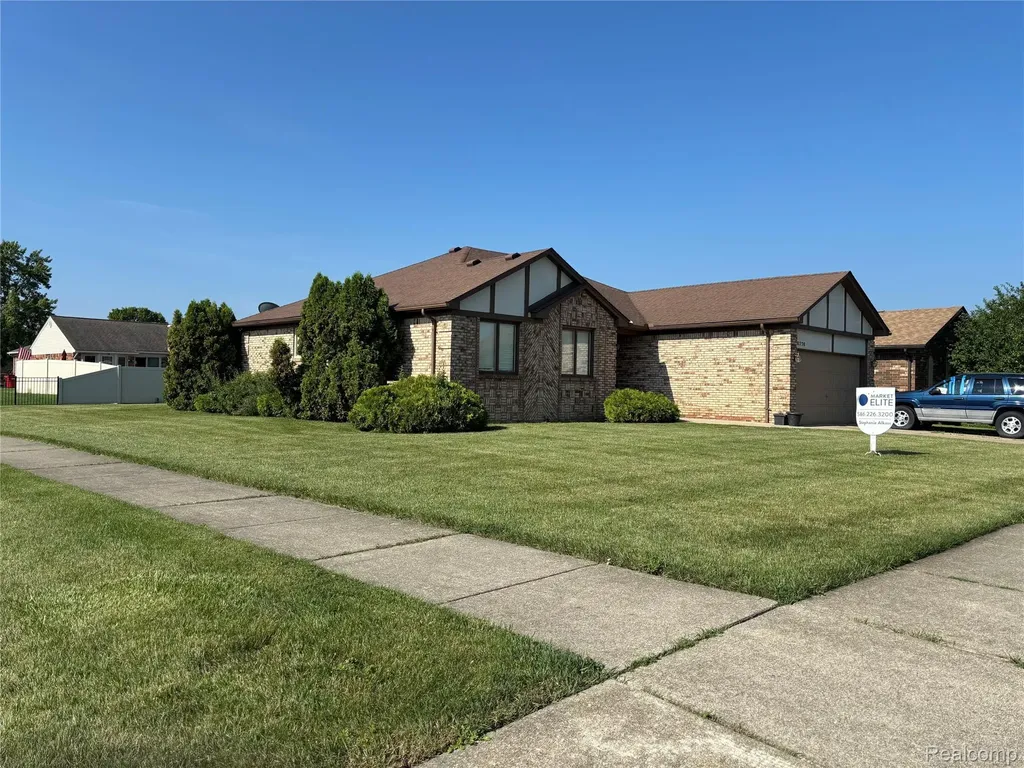 16776 Sarno Drive Macomb Township MI 48044