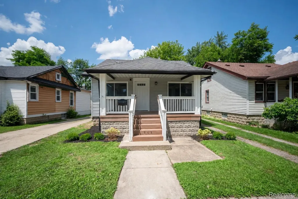 543 E Saratoga Street Ferndale City MI 48220