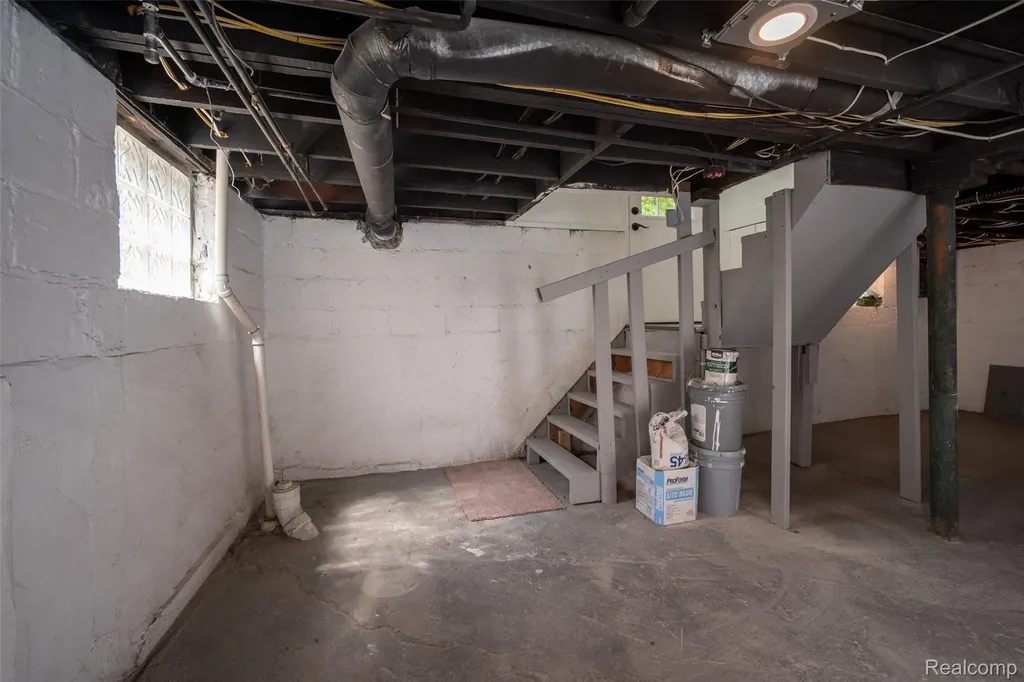 543 E Saratoga Street Ferndale City MI 48220