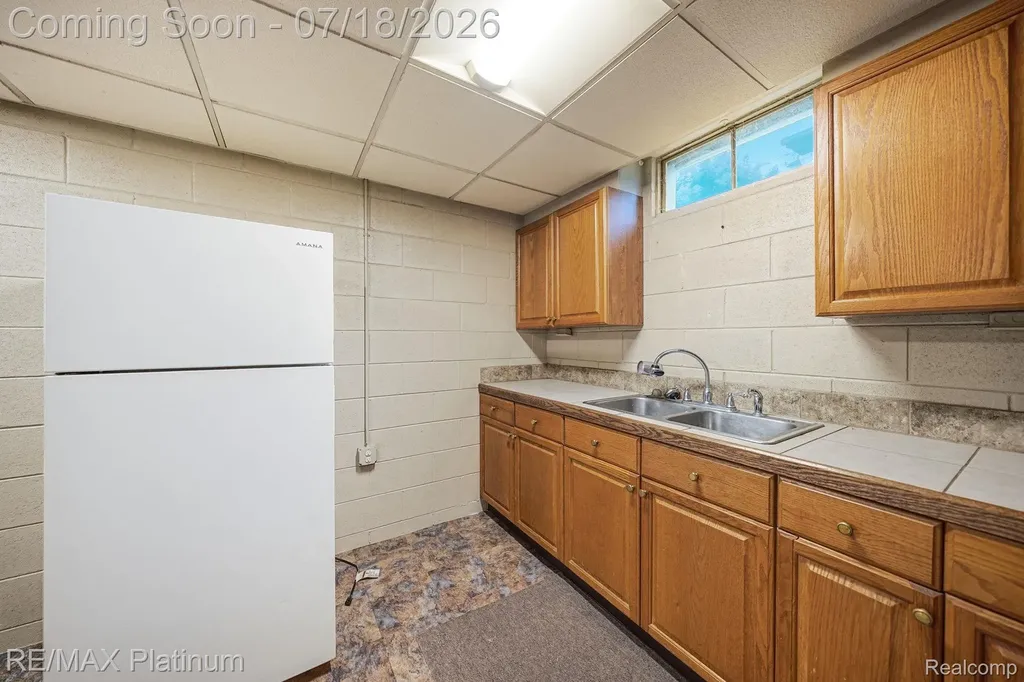 127 S East Street Fowlerville Village MI 48836