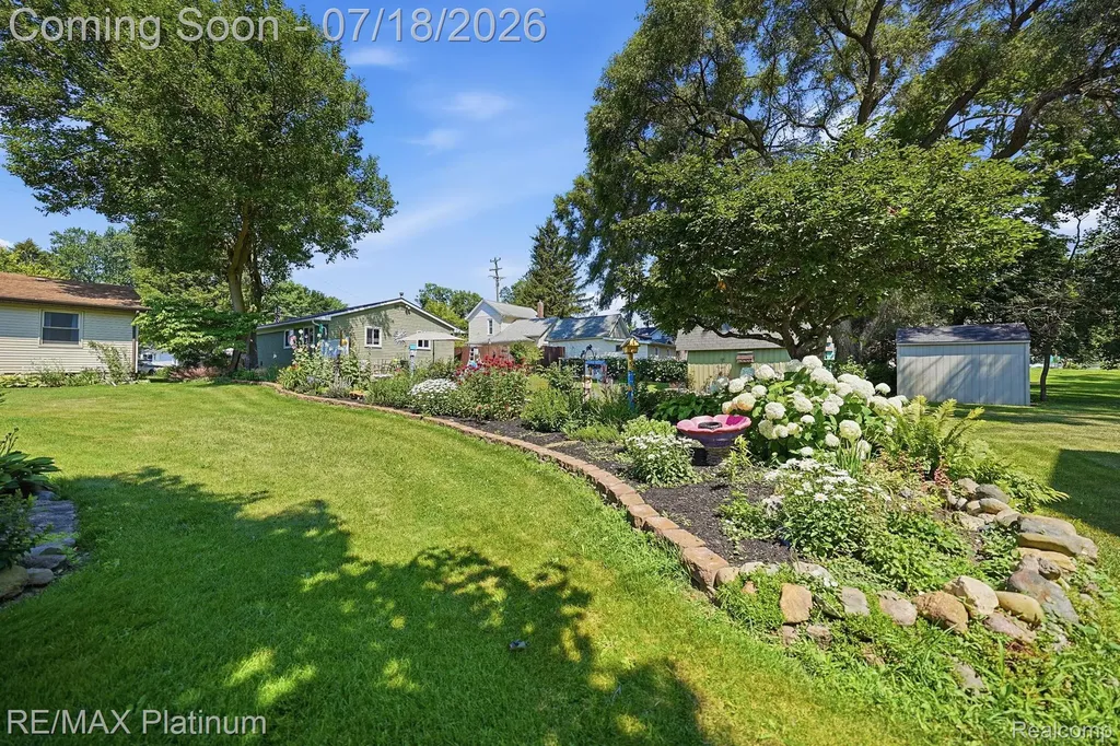 127 S East Street Fowlerville Village MI 48836