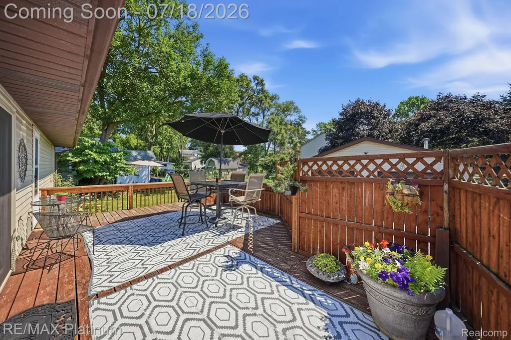 127 S East Street Fowlerville Village MI 48836