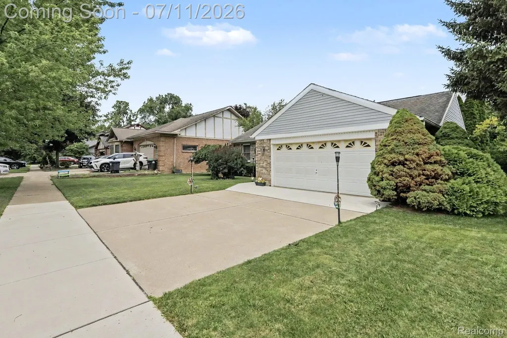 14355 Westlake Street Taylor City MI 48180