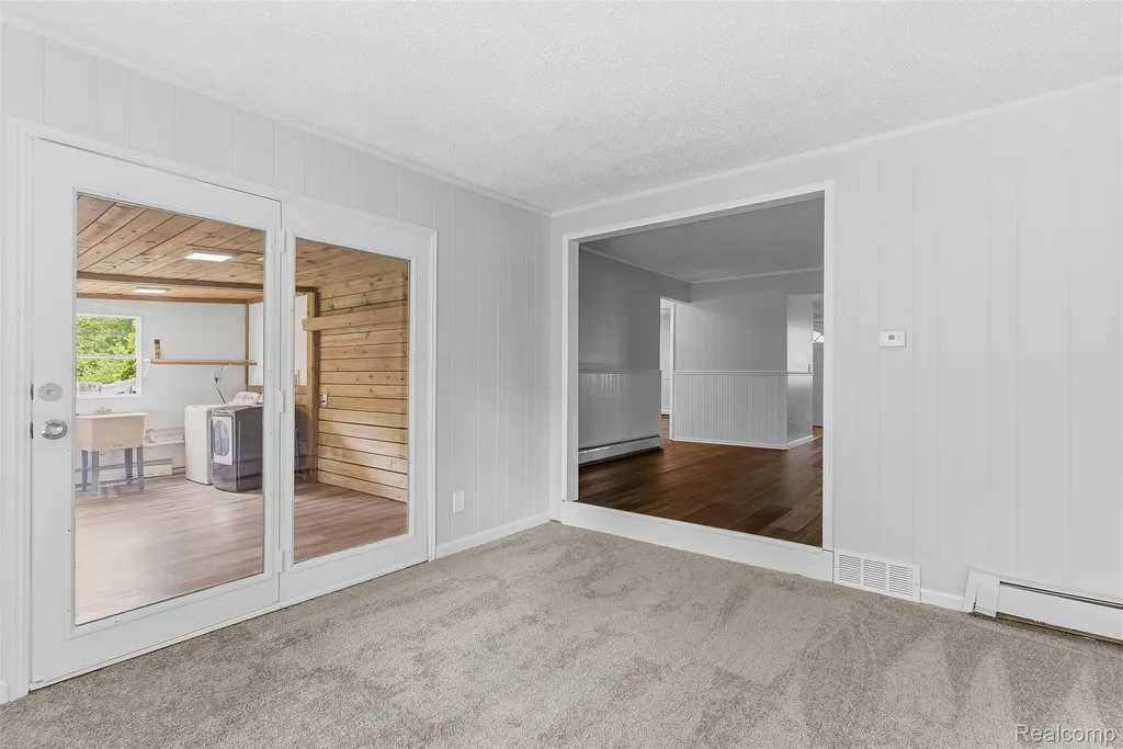 7313 River Road Flushing Charter Township MI 48433