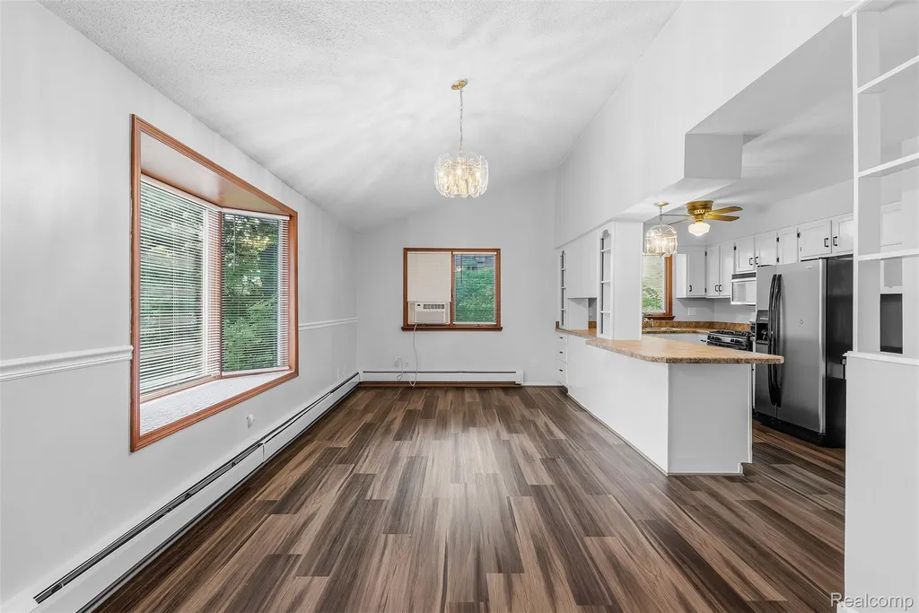 7313 River Road Flushing Charter Township MI 48433