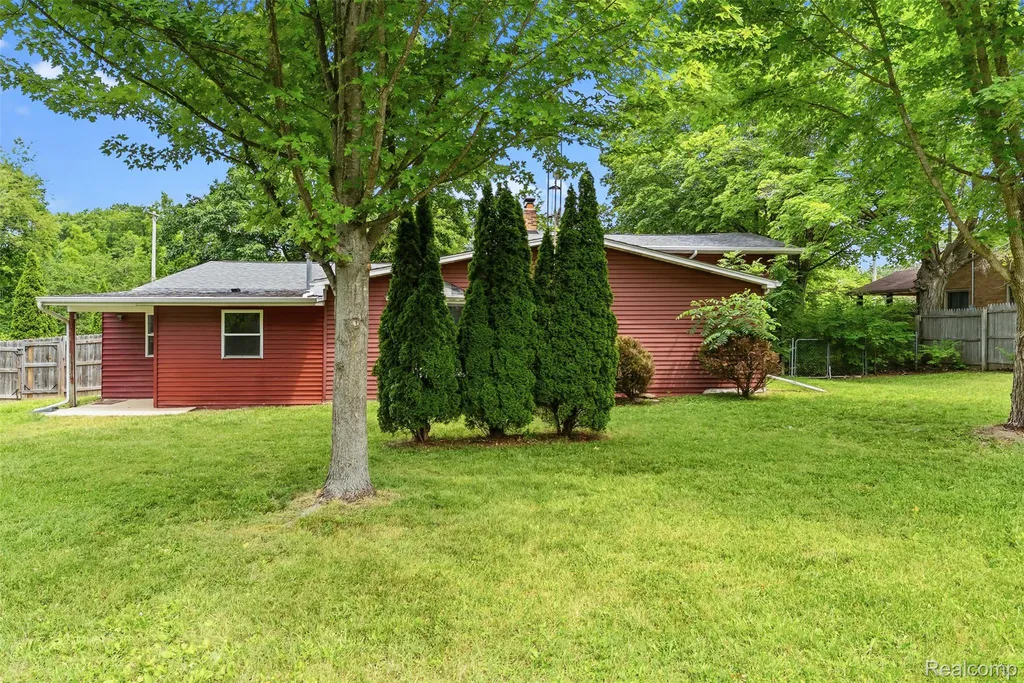 7313 River Road Flushing Charter Township MI 48433