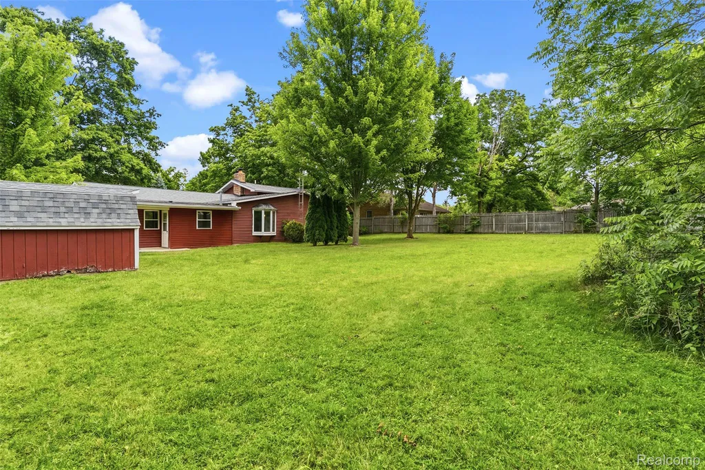 7313 River Road Flushing Charter Township MI 48433