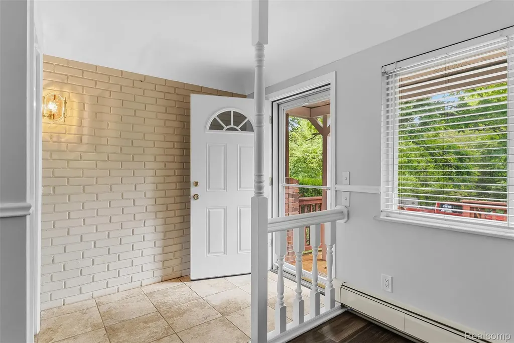 7313 River Road Flushing Charter Township MI 48433