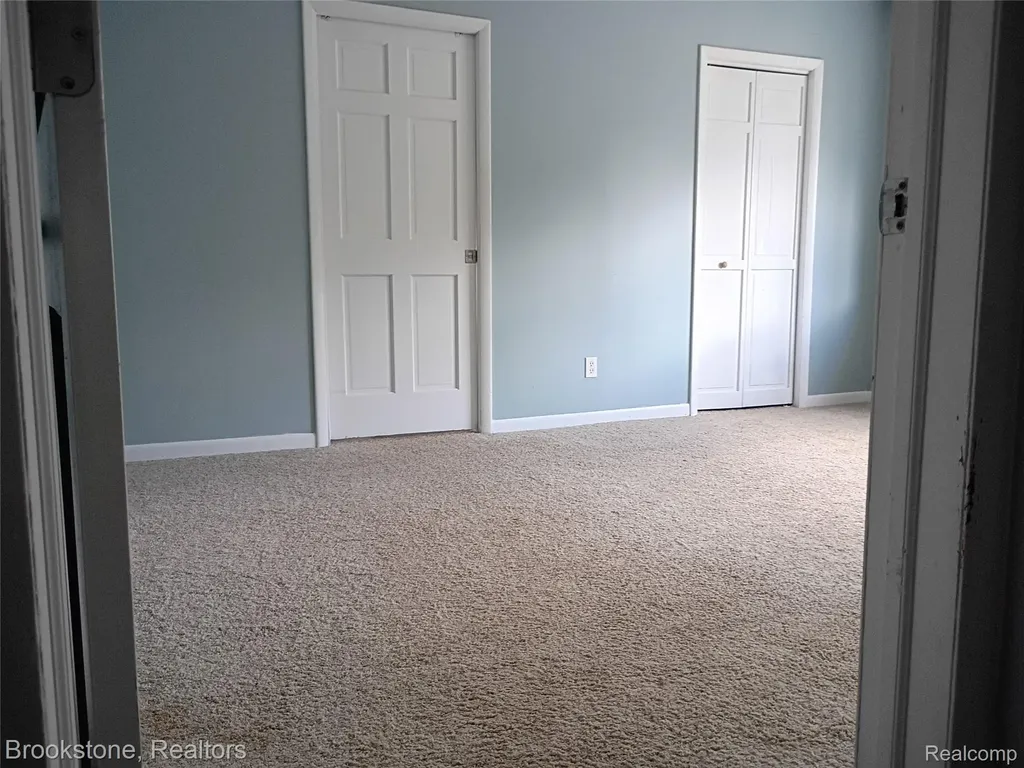 510 Pleasant Street Charlotte City MI 48813