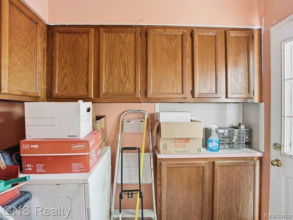 2717 Normandy Road Royal Oak City MI 48073