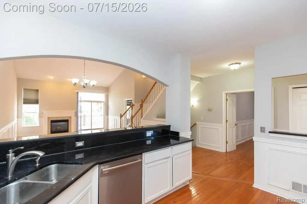 43721 Cherrywood Lane Canton Charter Township MI 48188