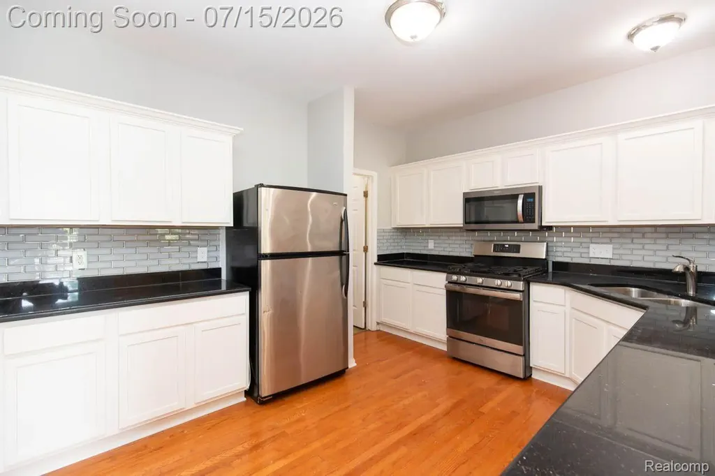 43721 Cherrywood Lane Canton Charter Township MI 48188