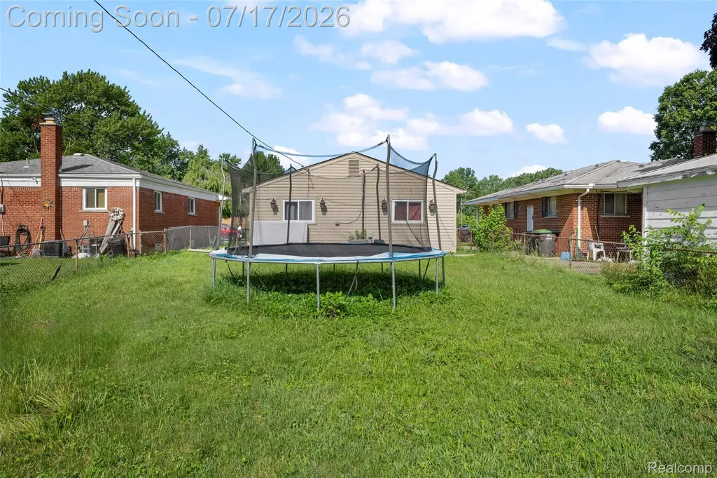 6871 Troy Street Taylor City MI 48180