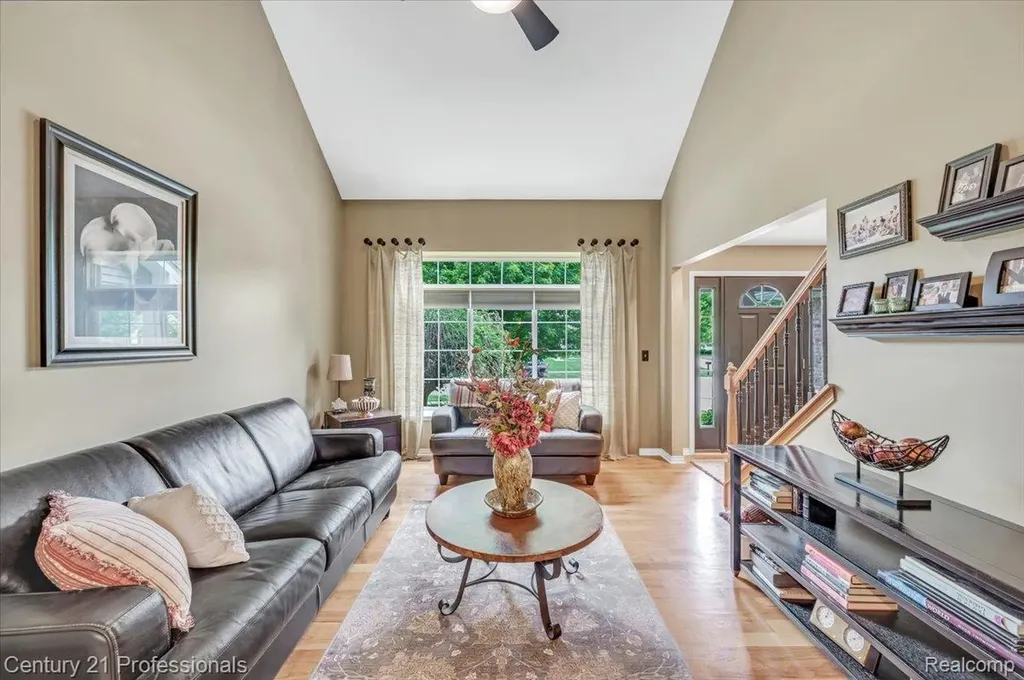 7520 Paradise Drive Grand Blanc Charter Township MI 48439