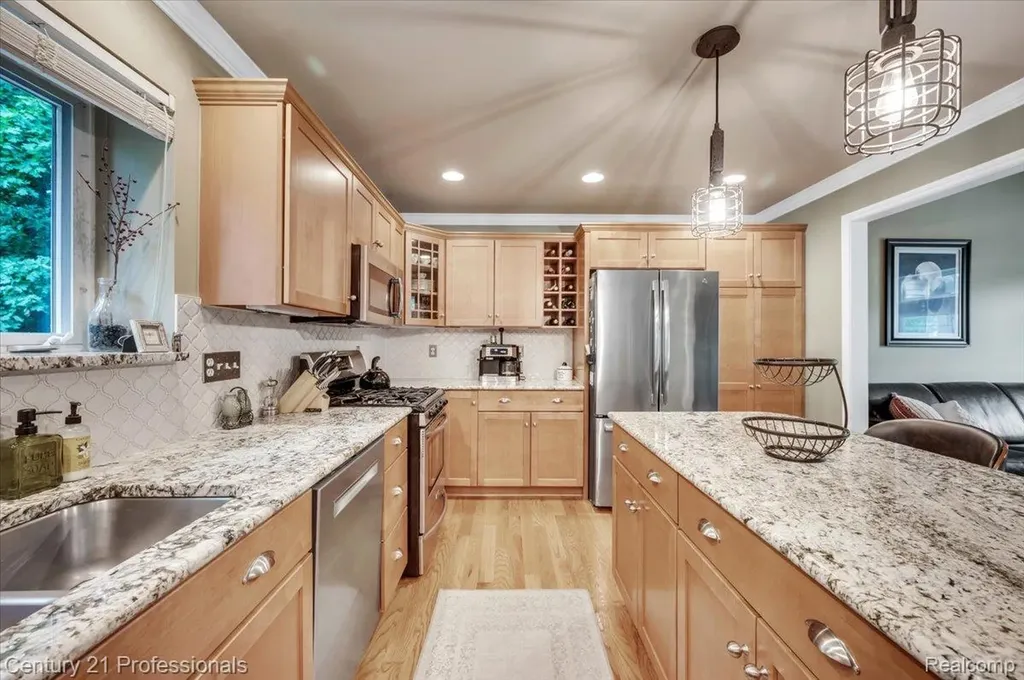 7520 Paradise Drive Grand Blanc Charter Township MI 48439