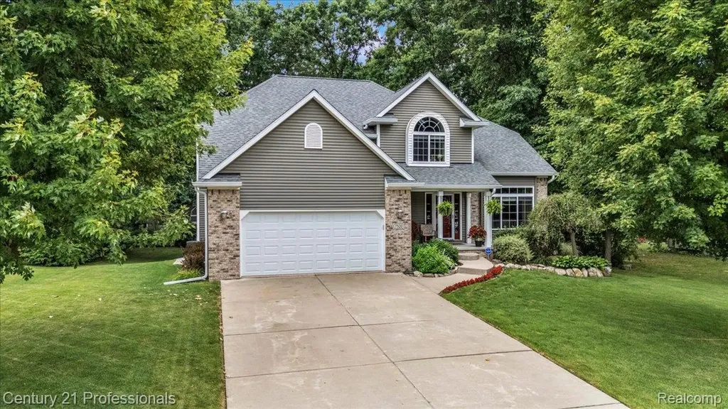 7520 Paradise Drive Grand Blanc Charter Township MI 48439
