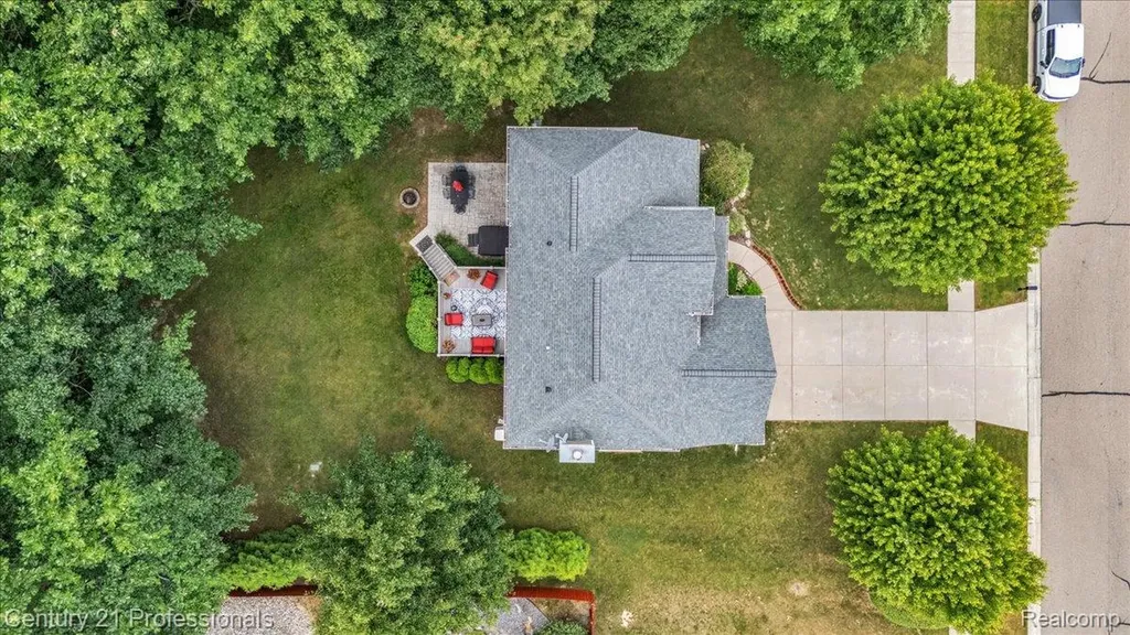 7520 Paradise Drive Grand Blanc Charter Township MI 48439