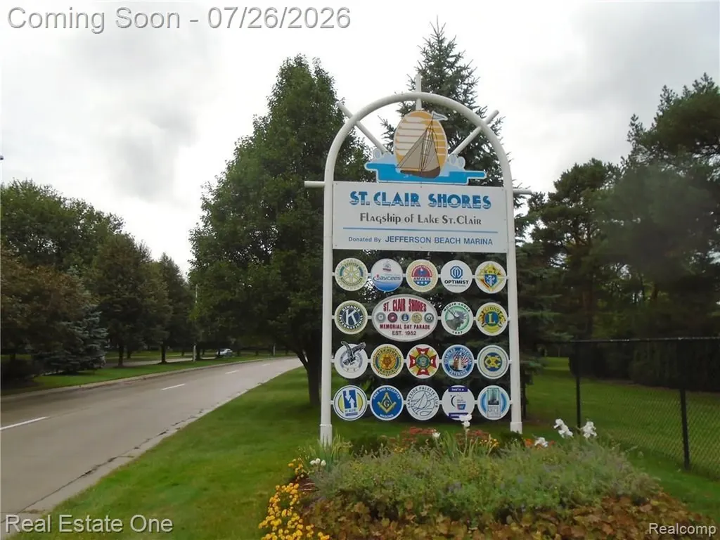23231 Glenbrook Street St. Clair Shores City MI 48082