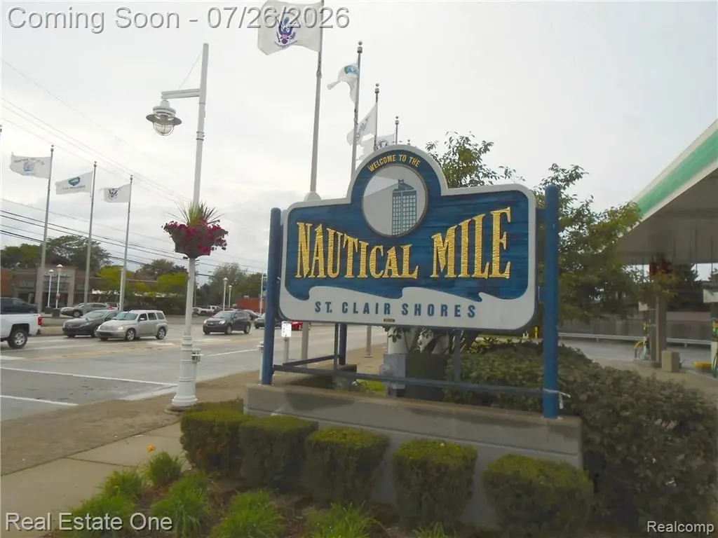 23231 Glenbrook Street St. Clair Shores City MI 48082