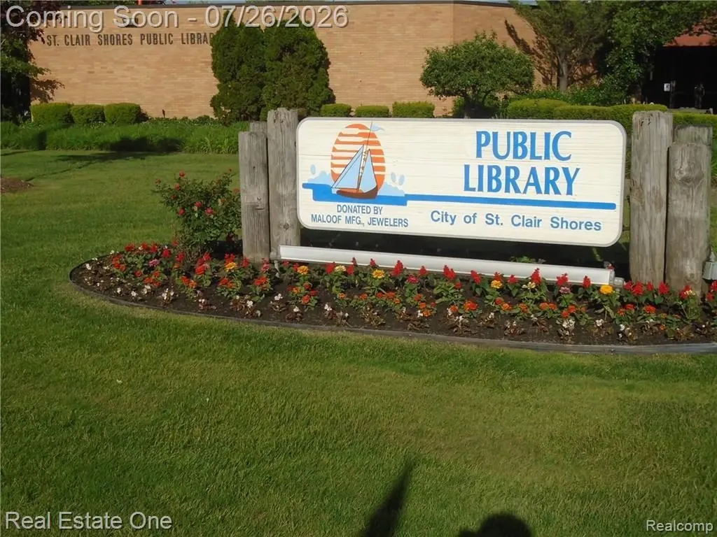 23231 Glenbrook Street St. Clair Shores City MI 48082