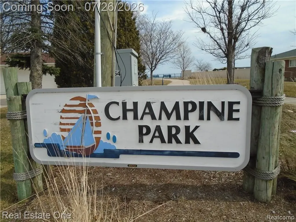 23231 Glenbrook Street St. Clair Shores City MI 48082