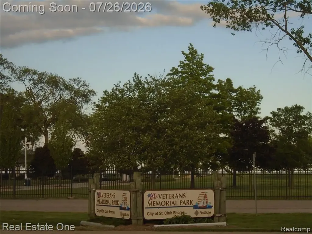 23231 Glenbrook Street St. Clair Shores City MI 48082