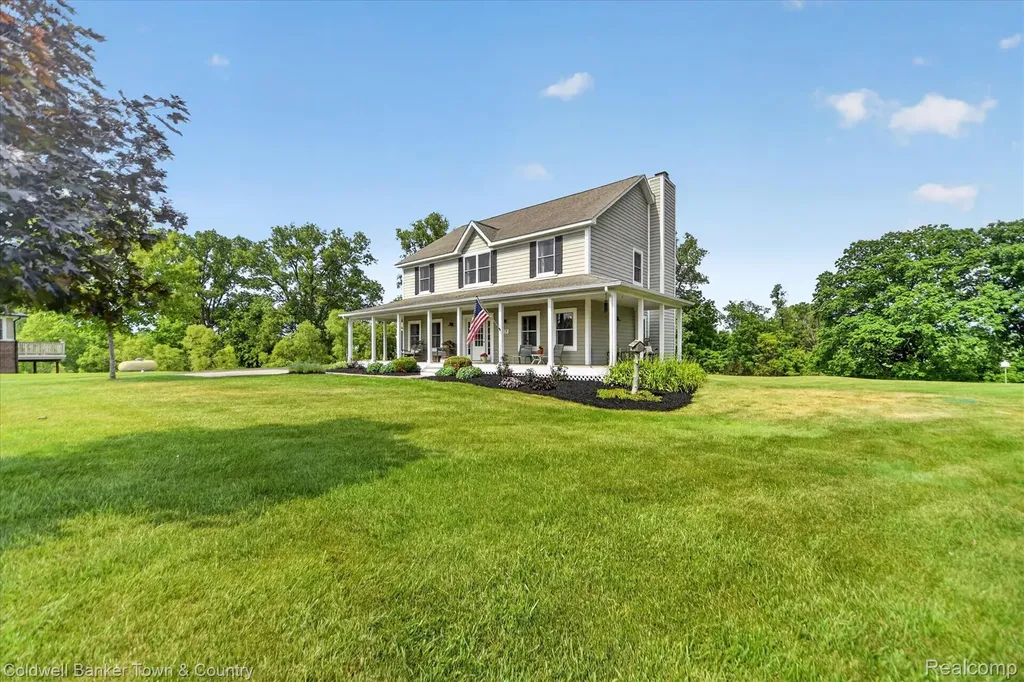 918 Gray Fox Court Marion Township MI 48843
