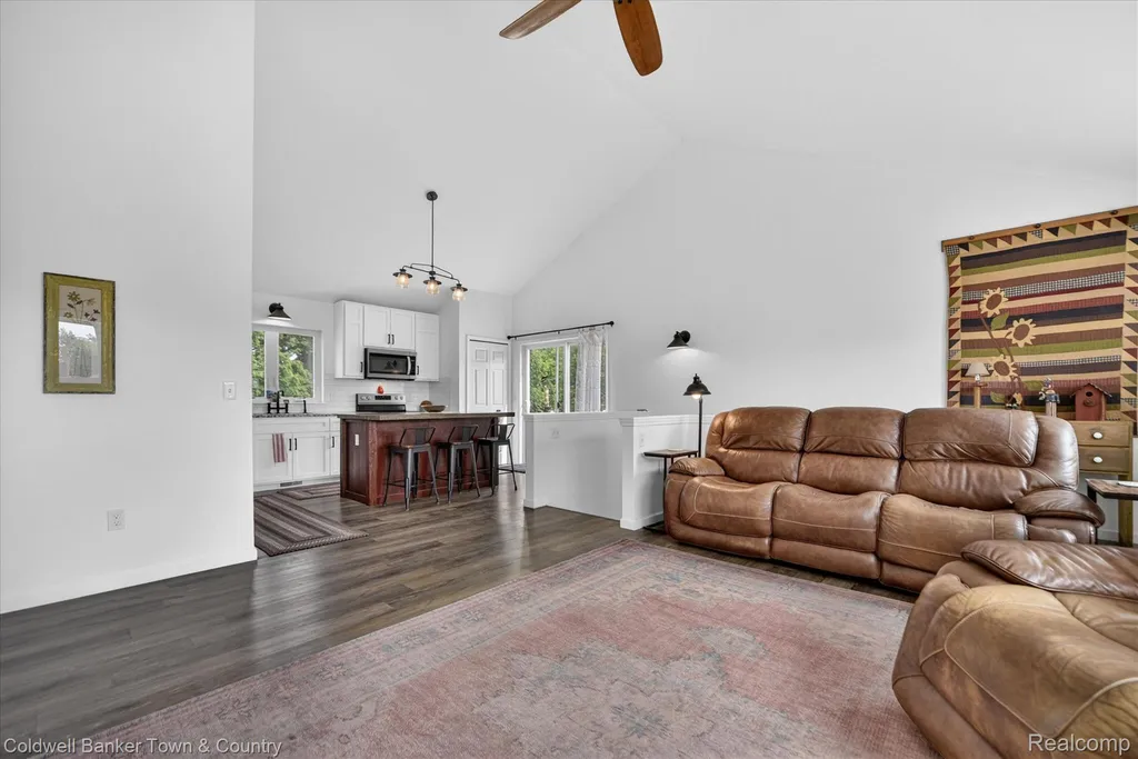 918 Gray Fox Court Marion Township MI 48843