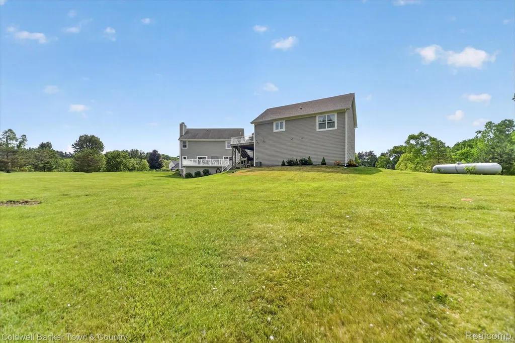 918 Gray Fox Court Marion Township MI 48843