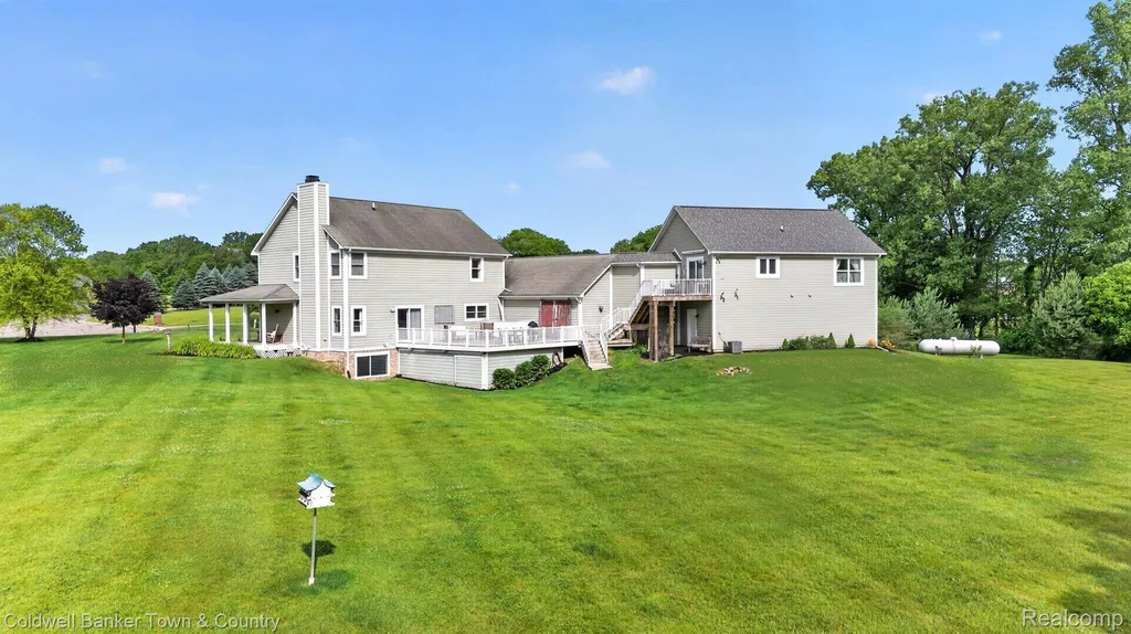 918 Gray Fox Court Marion Township MI 48843