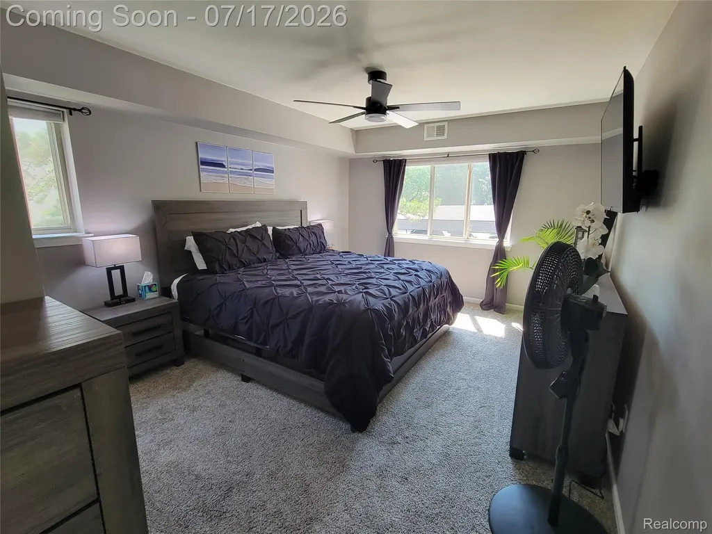 1655 Riverside Drive Oakland Charter Township MI 48309