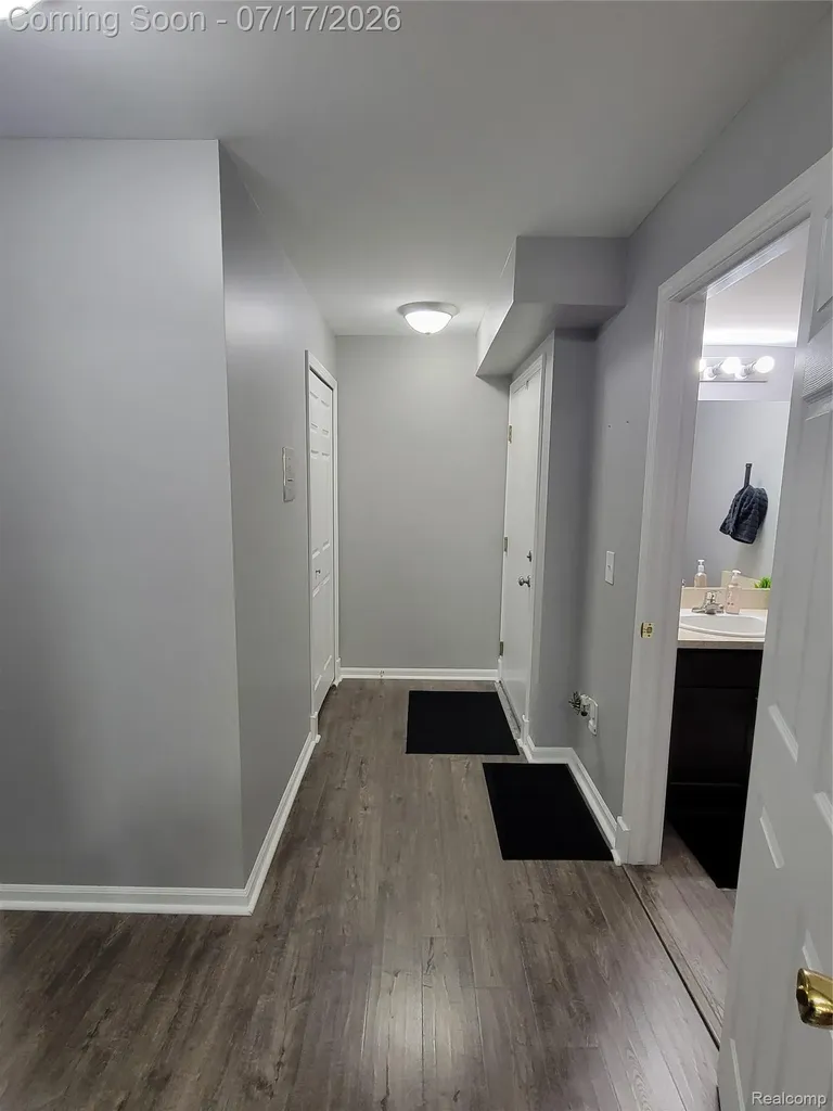 1655 Riverside Drive Oakland Charter Township MI 48309