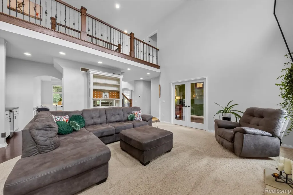 9665 Windsor Lane Springfield Charter Township MI 48348