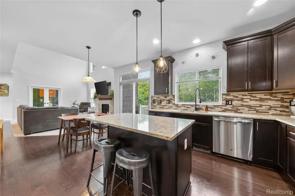 9665 Windsor Lane Springfield Charter Township MI 48348