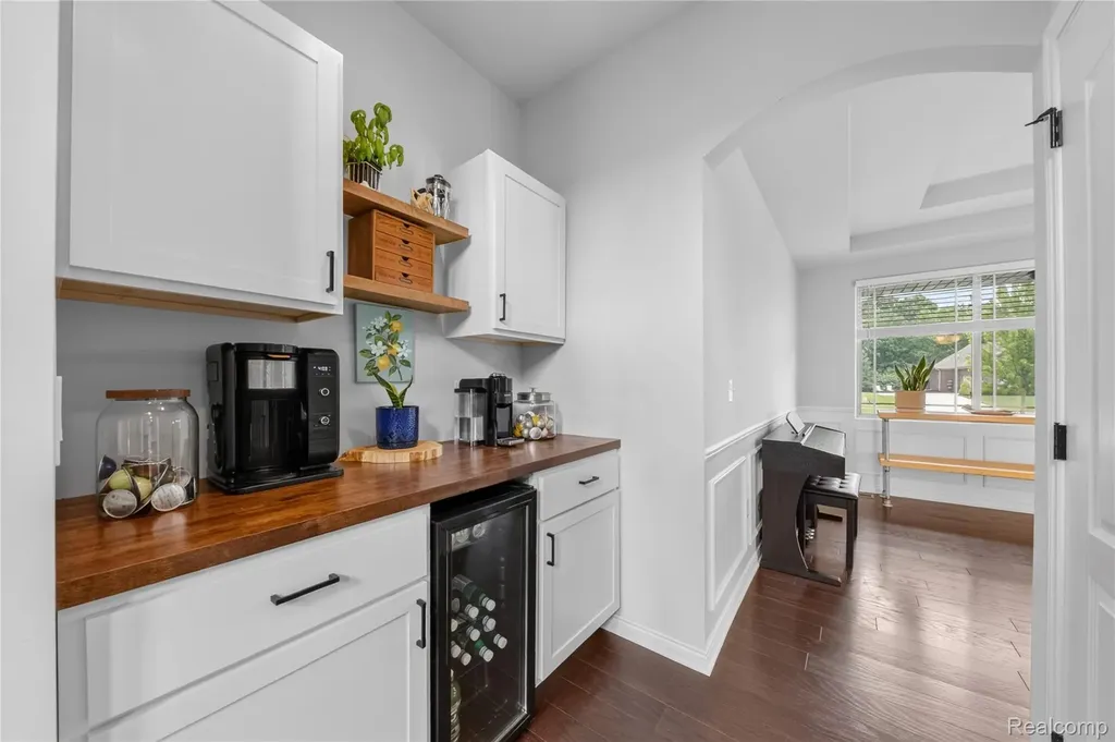 9665 Windsor Lane Springfield Charter Township MI 48348