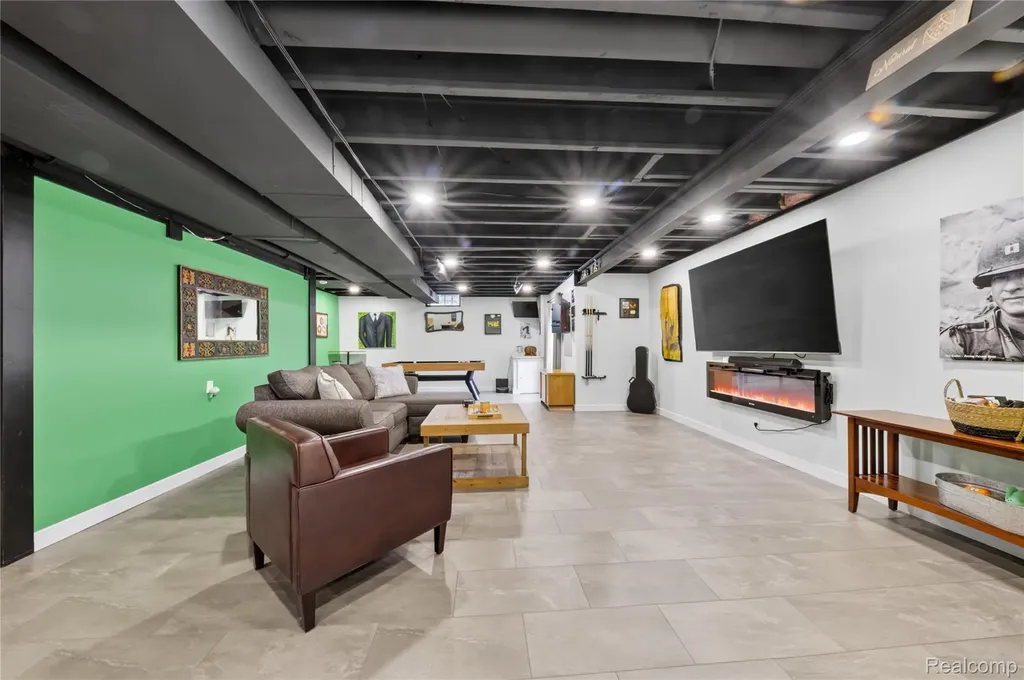 9665 Windsor Lane Springfield Charter Township MI 48348
