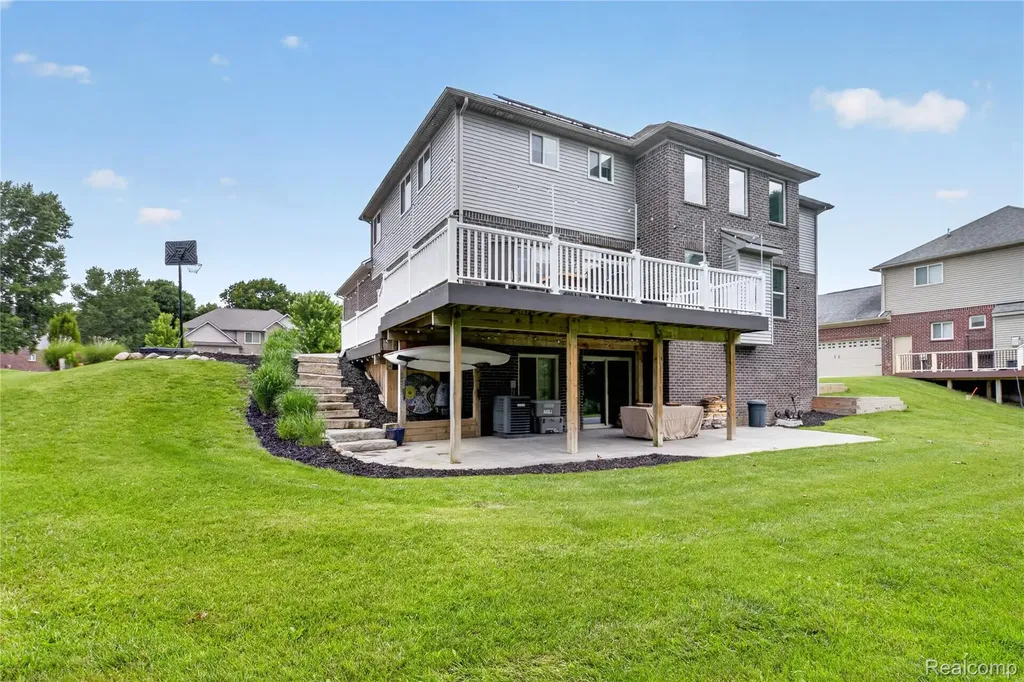 9665 Windsor Lane Springfield Charter Township MI 48348
