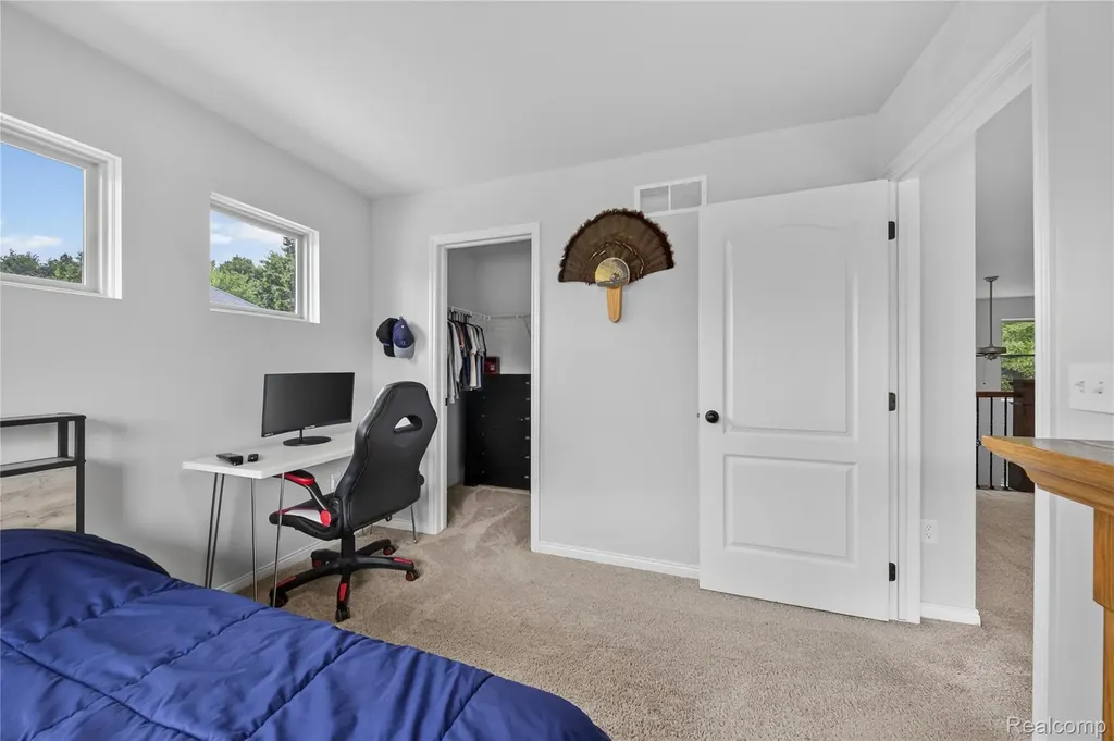 9665 Windsor Lane Springfield Charter Township MI 48348