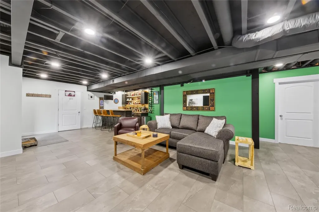 9665 Windsor Lane Springfield Charter Township MI 48348