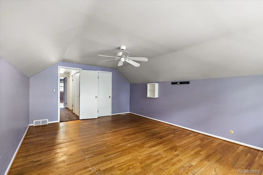 869 Central Drive Orion Charter Township MI 48362