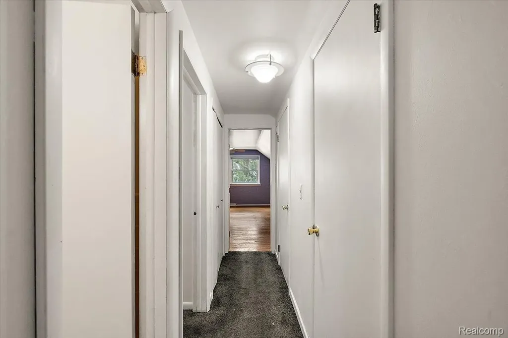 869 Central Drive Orion Charter Township MI 48362