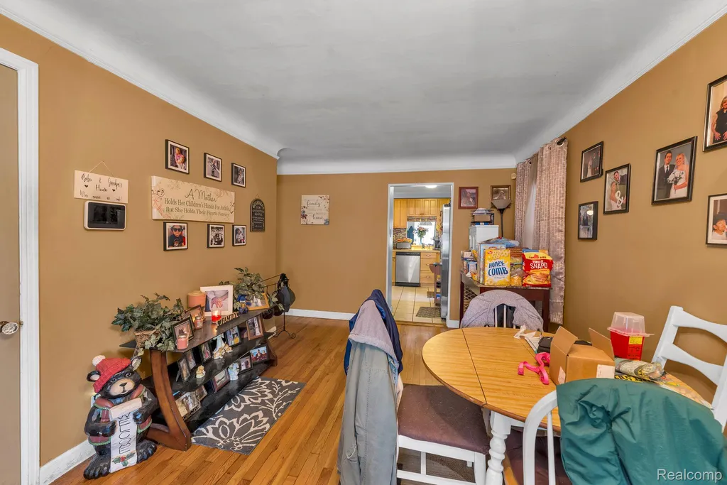 15482 Winston Redford Charter Township MI 48239