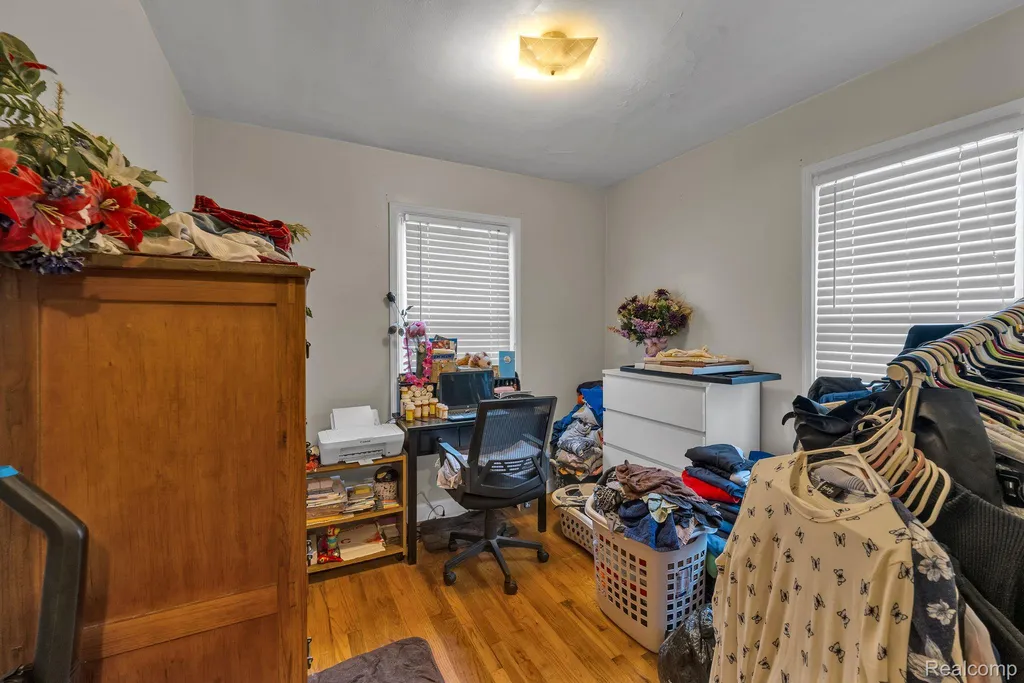 15482 Winston Redford Charter Township MI 48239
